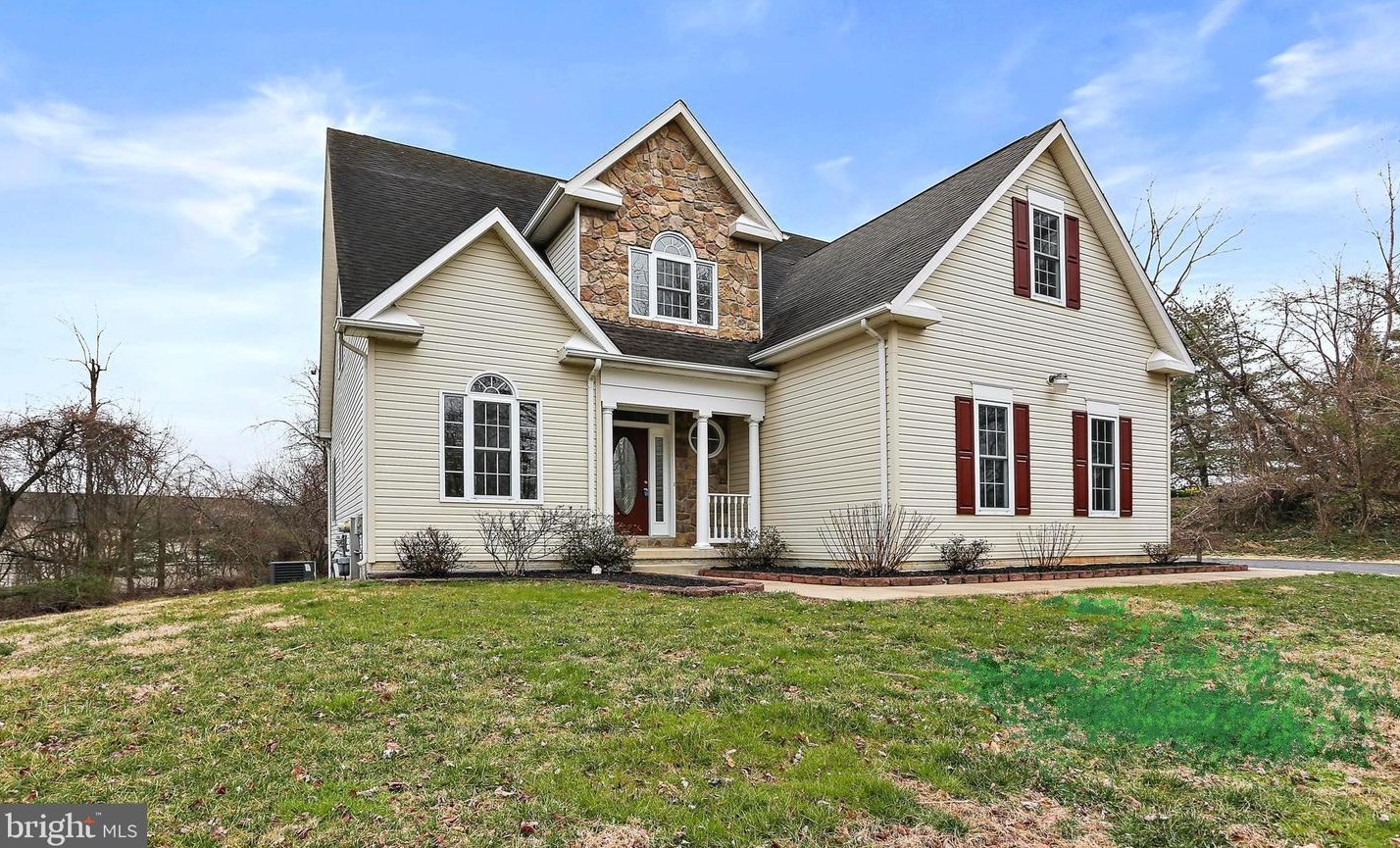 9061 Upton Rd, Ellicott, MD 21042-2607