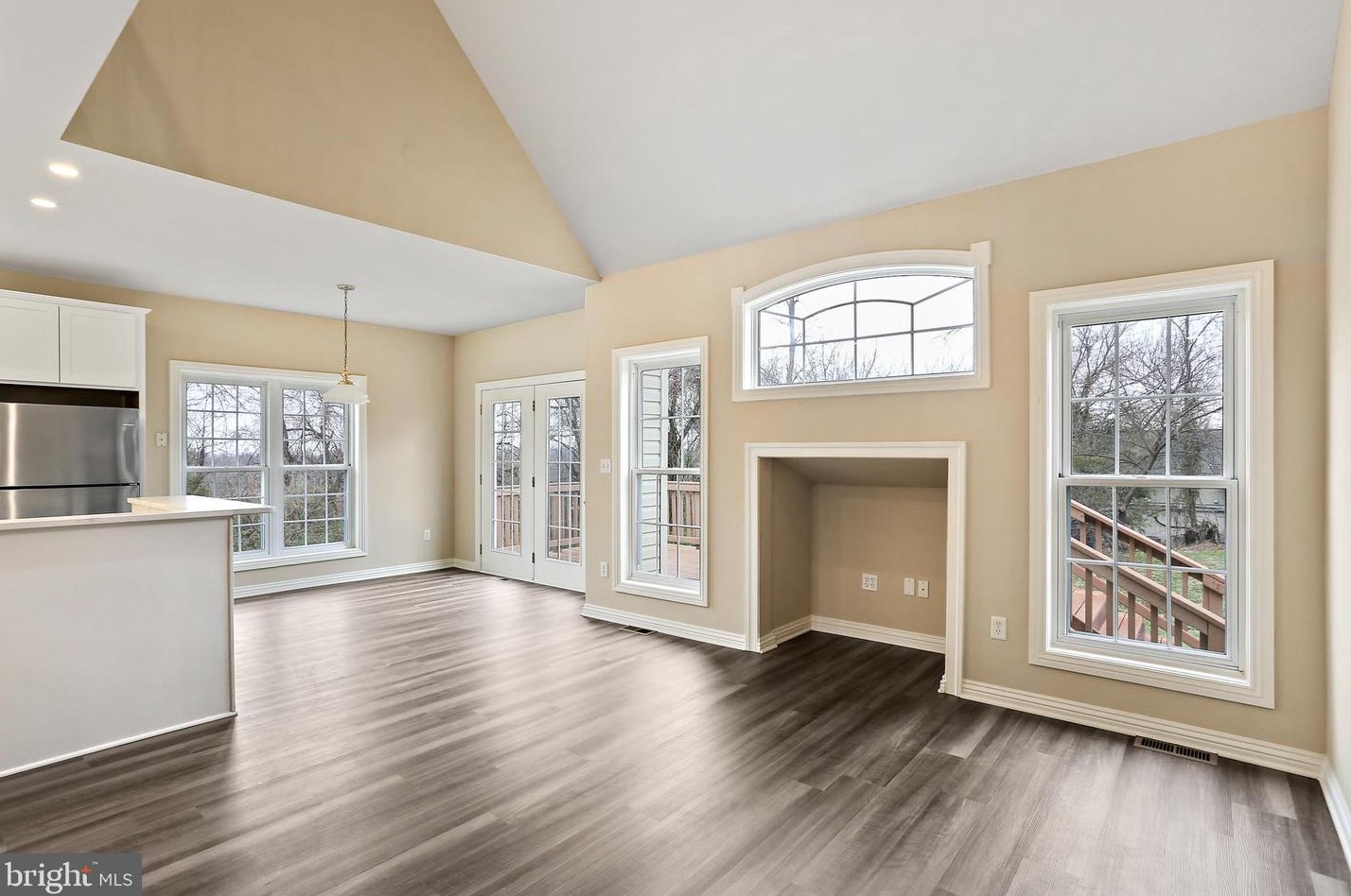 9061 Upton Rd, Ellicott MD exterior