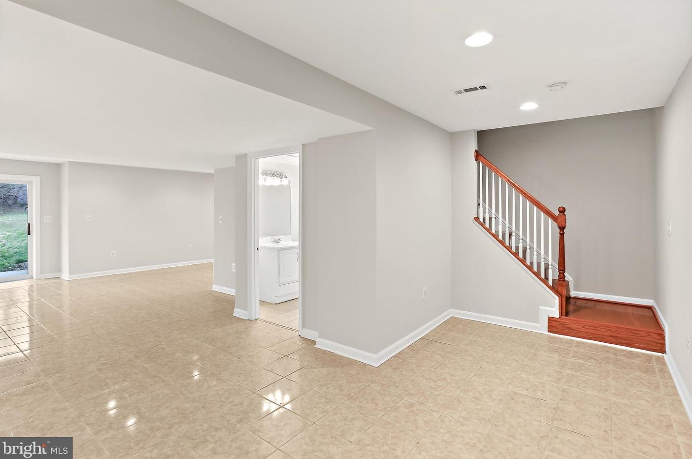 9061 Upton Rd, Ellicott MD exterior