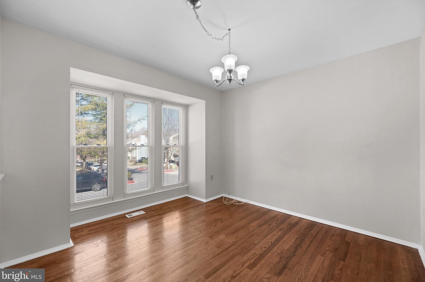 8235 Tall Trees Ct, Ellicott MD  21043-6943 exterior