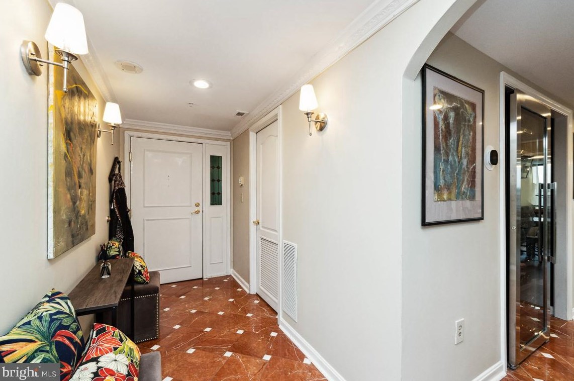 10001 Windstream Dr #1105, Columbia, MD 21044