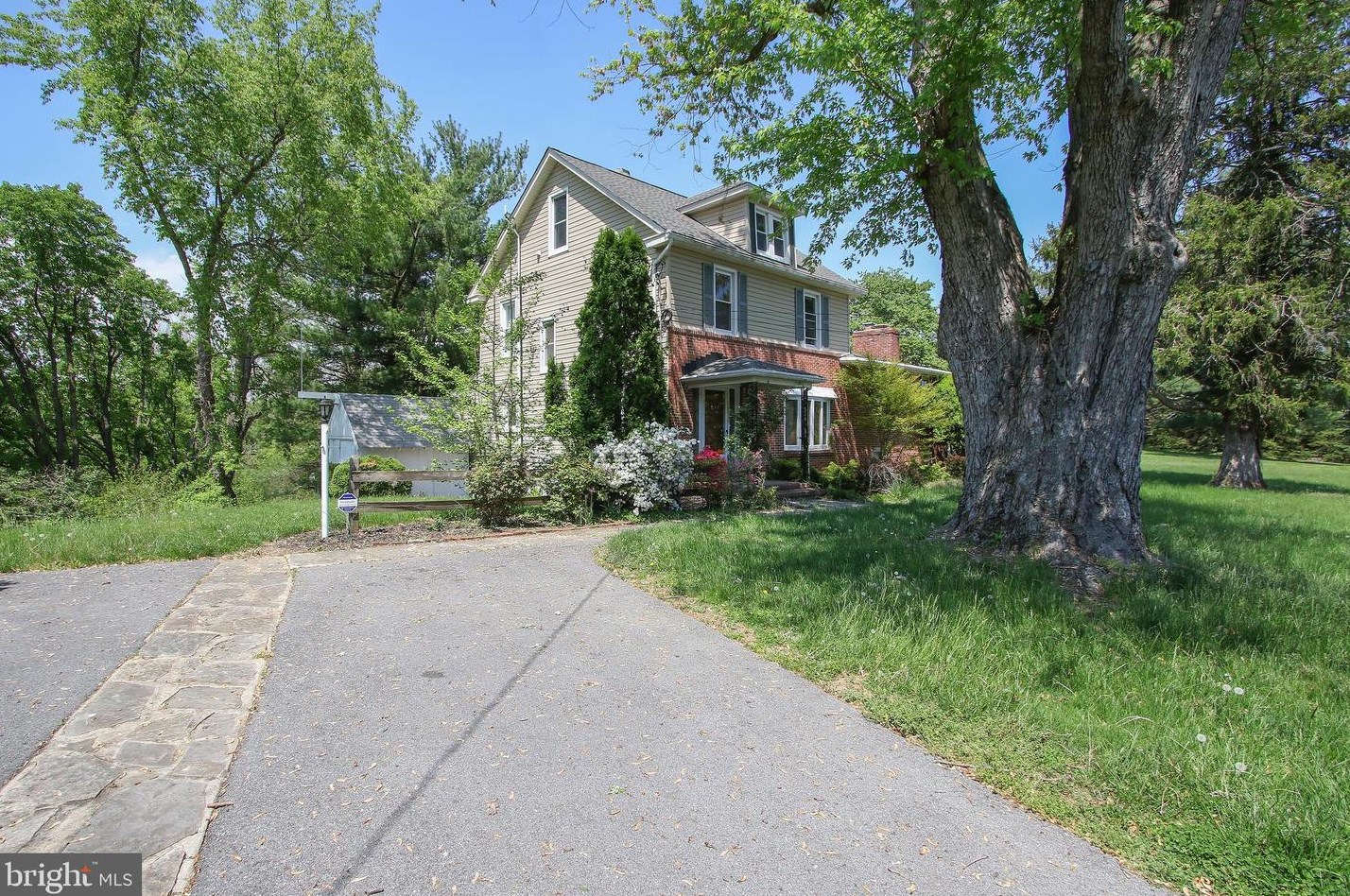 3956 Old Columbia Pike, Ellicott MD  21043-5411 exterior