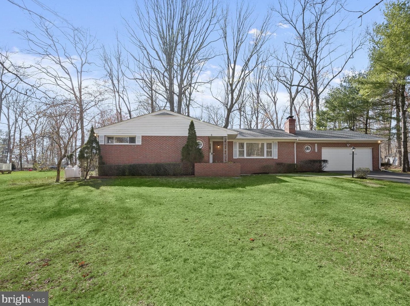 3326 Roscommon Dr, Glenelg, MD 21737
