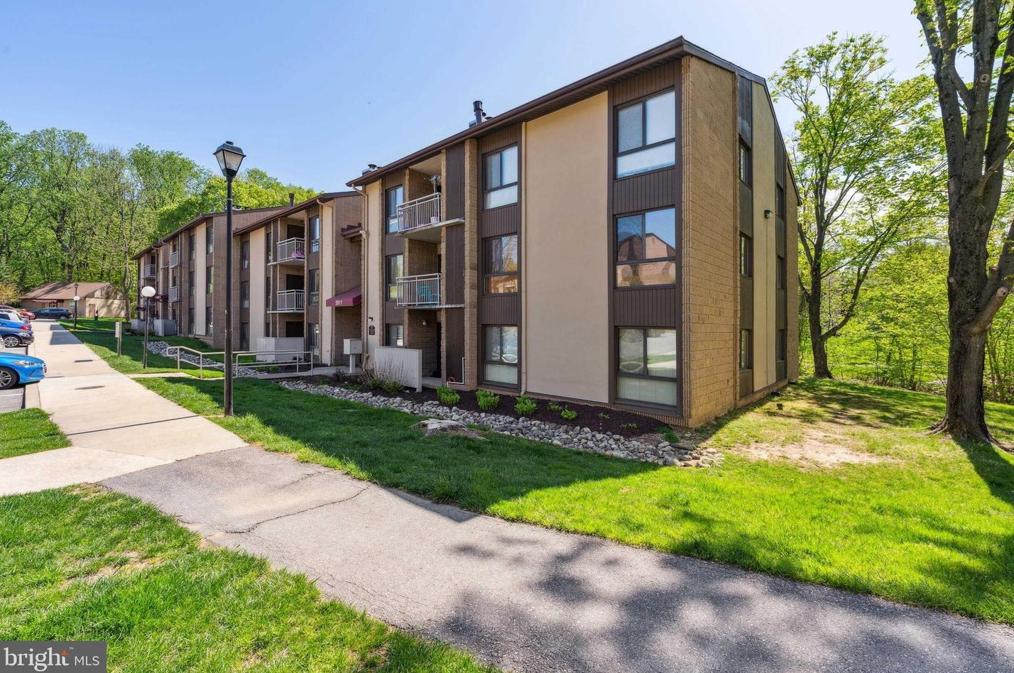 5917 Tamar Dr #10, Columbia, MD 21045
