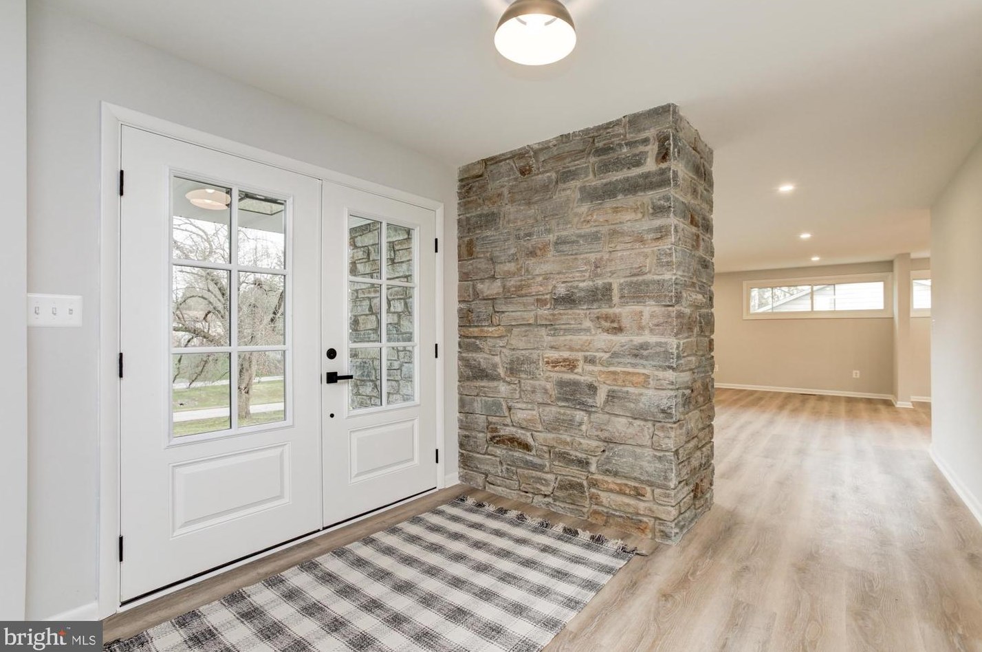 3910 Macalpine Rd, Ellicott MD  21042-5323 exterior