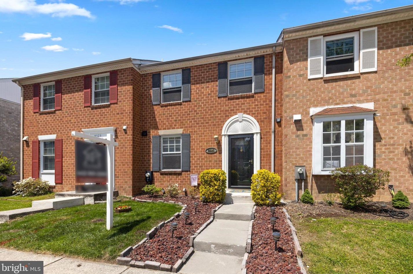 8525 Pine Run Ct, Ellicott, MD 21043-6934