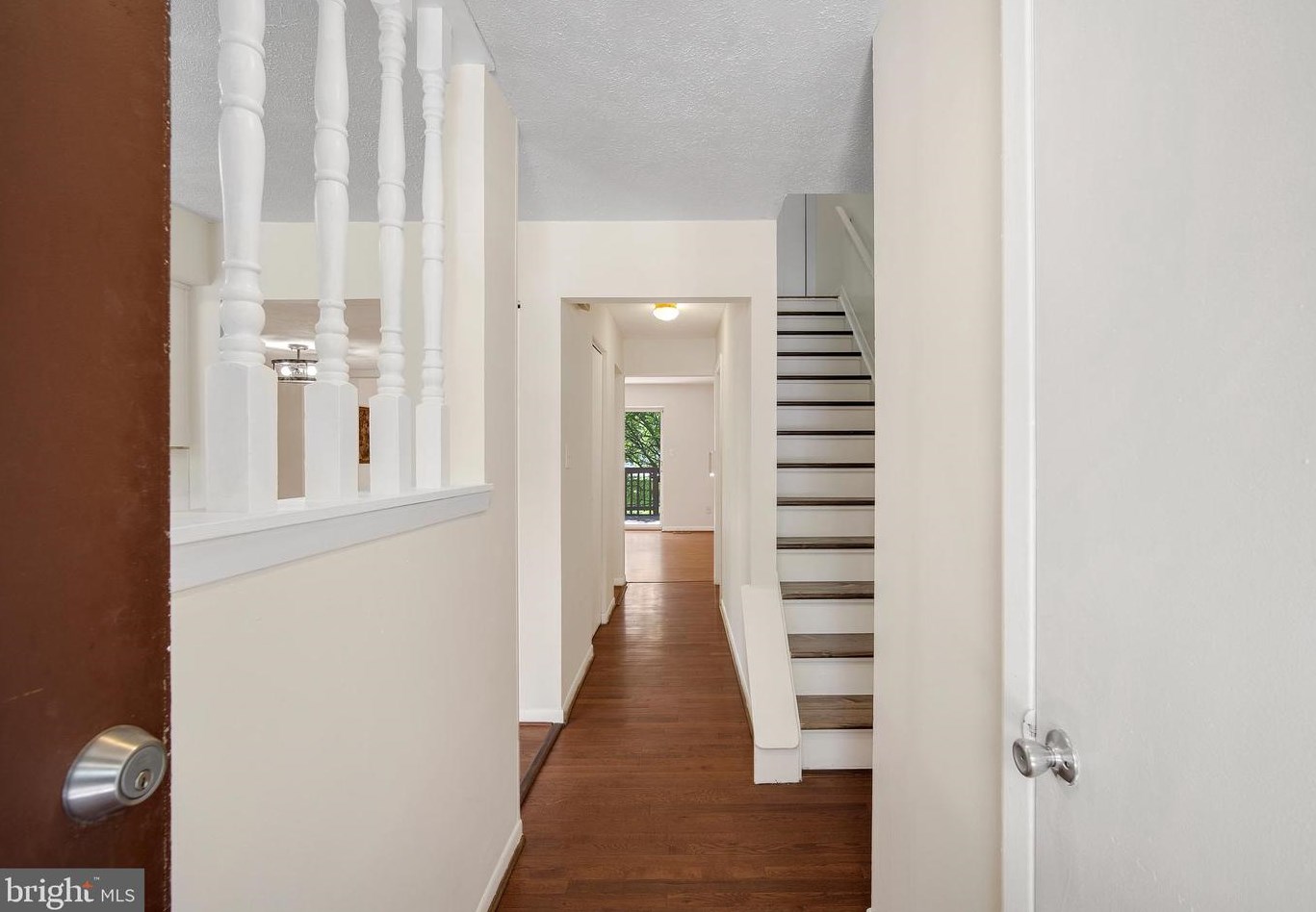 8527 Pine Run Ct, Ellicott, MD 21043-6934