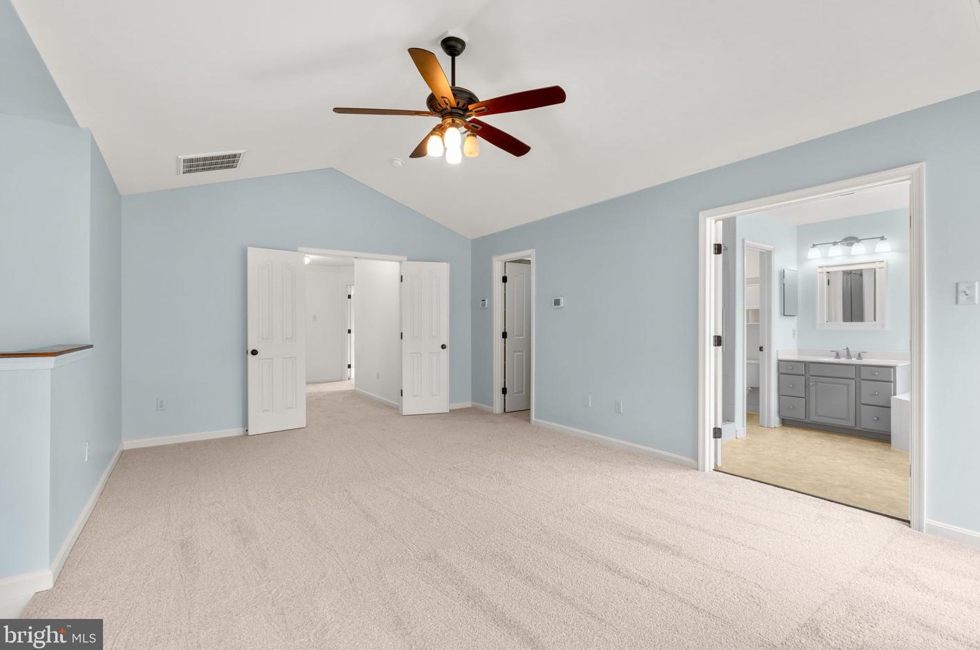 2186 Oak Frst Dr, Ellicott MD 21043-1903 exterior