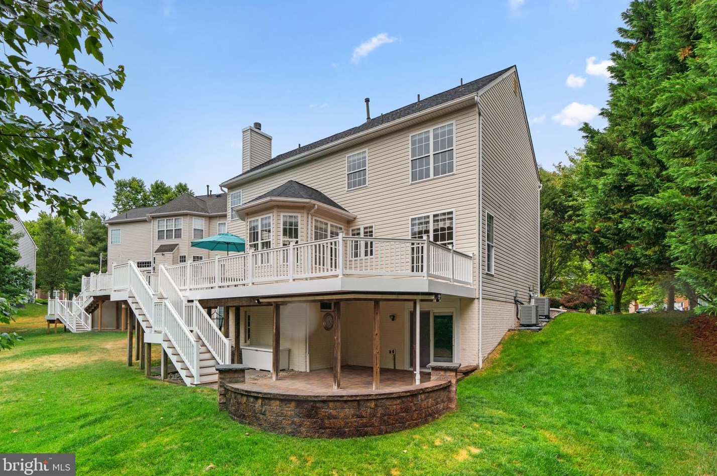 2186 Oak Frst Dr, Ellicott MD 21043-1903 exterior