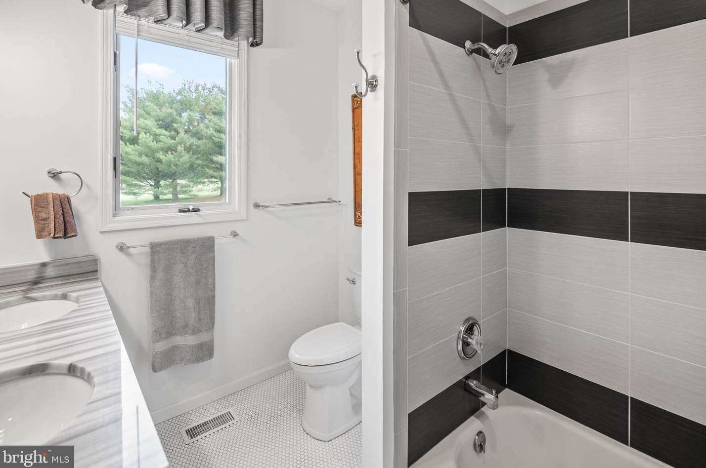 16836 Hardy Rd, Mount Airy MD 21771-3221 exterior