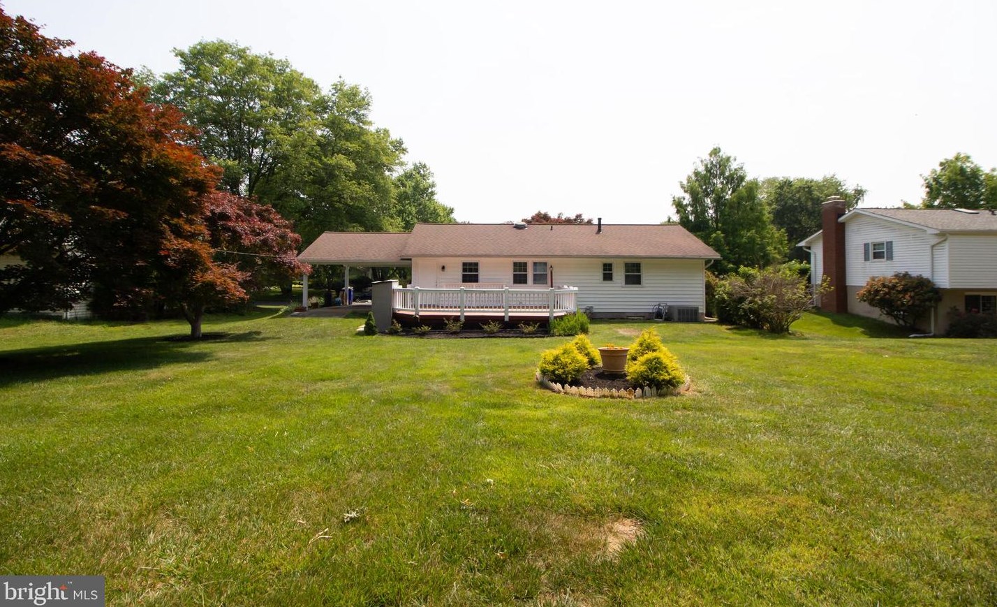 4022 Dee Jay Dr, Ellicott MD 21042-5612 exterior