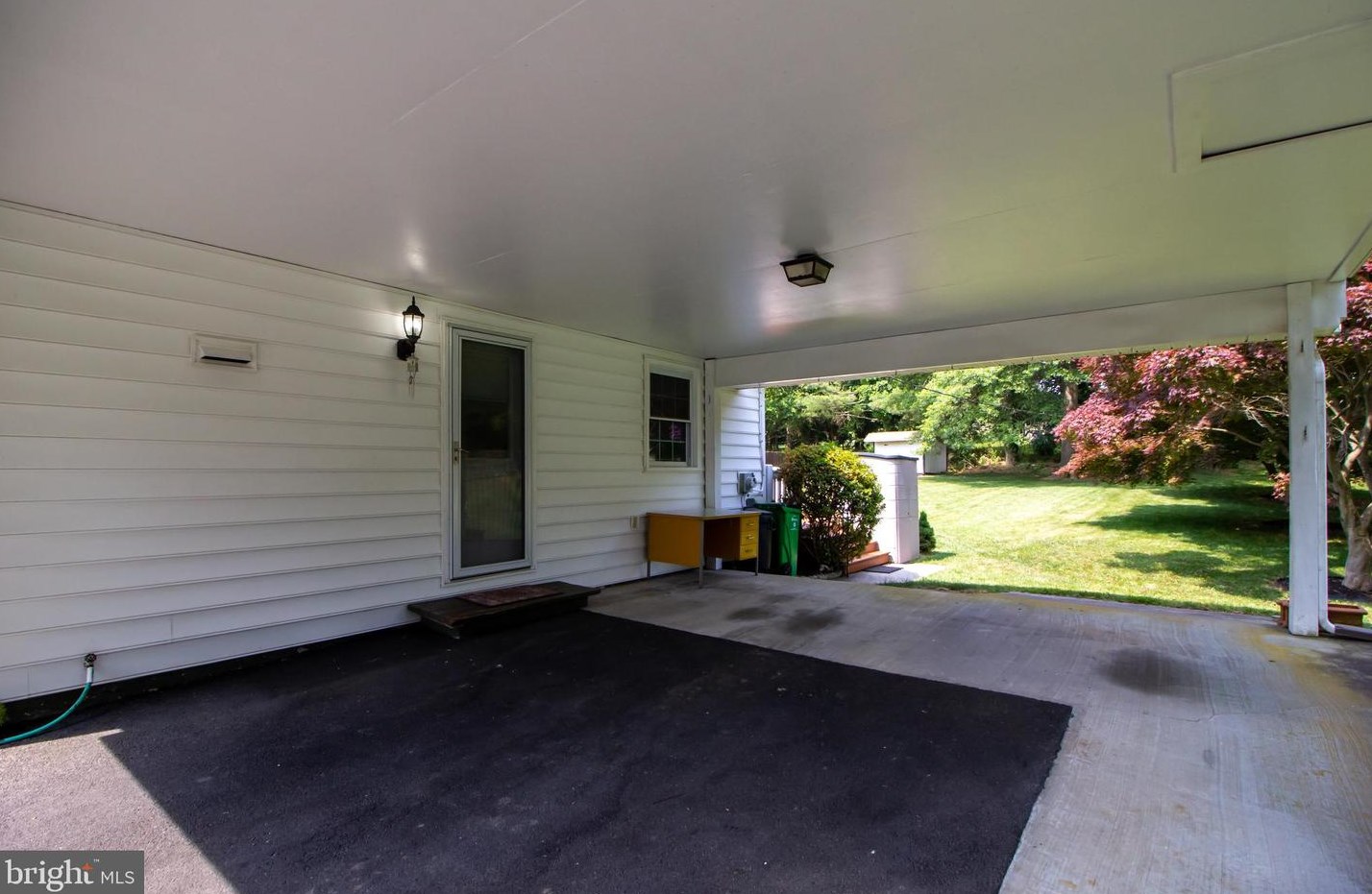 4022 Dee Jay Dr, Ellicott MD 21042-5612 exterior