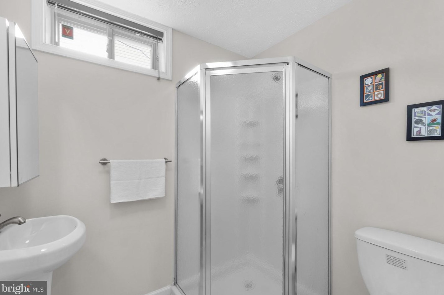 6401 Sedgwick St, Baltimore MD 21075-6198 exterior