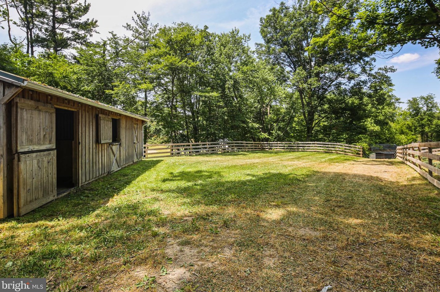 12830 Triadelphia Rd, Ellicott MD 21042-1117 exterior