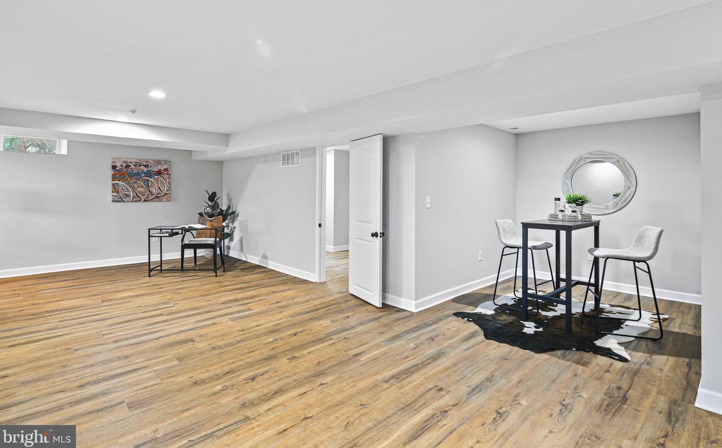 12830 Triadelphia Rd, Ellicott MD 21042-1117 exterior