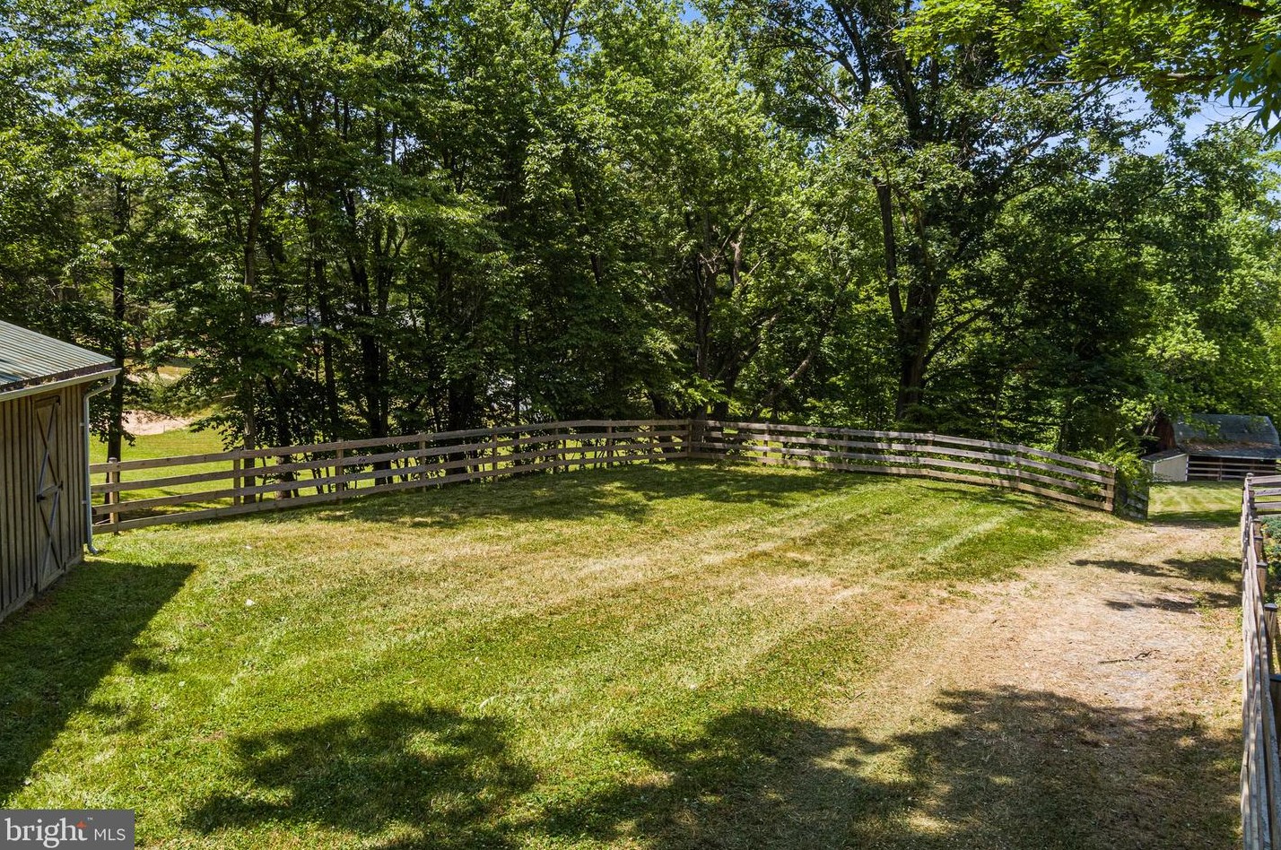 12830 Triadelphia Rd, Ellicott MD 21042-1117 exterior