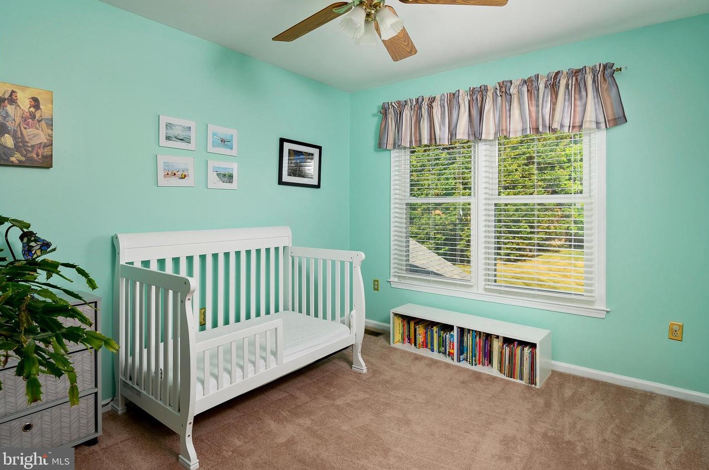 5229 Rising Sun Ln, Ellicott MD 21043-6302 exterior