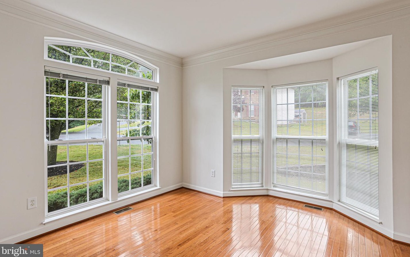 7830 Gregamin Ct, Ellicott, MD 21043-4685