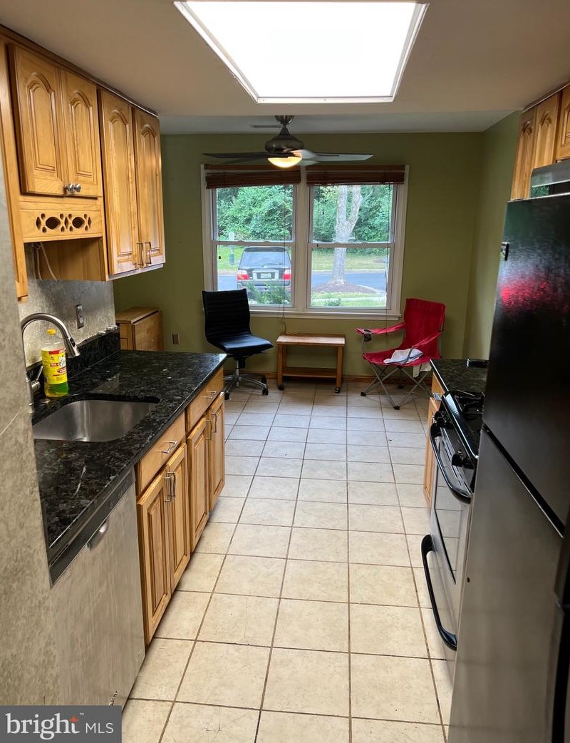 5762 Yellowrose Ct, Columbia, MD 21045