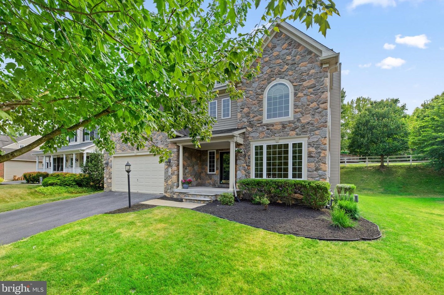 4400 Huxley Dr, Ellicott, MD 21043-6766