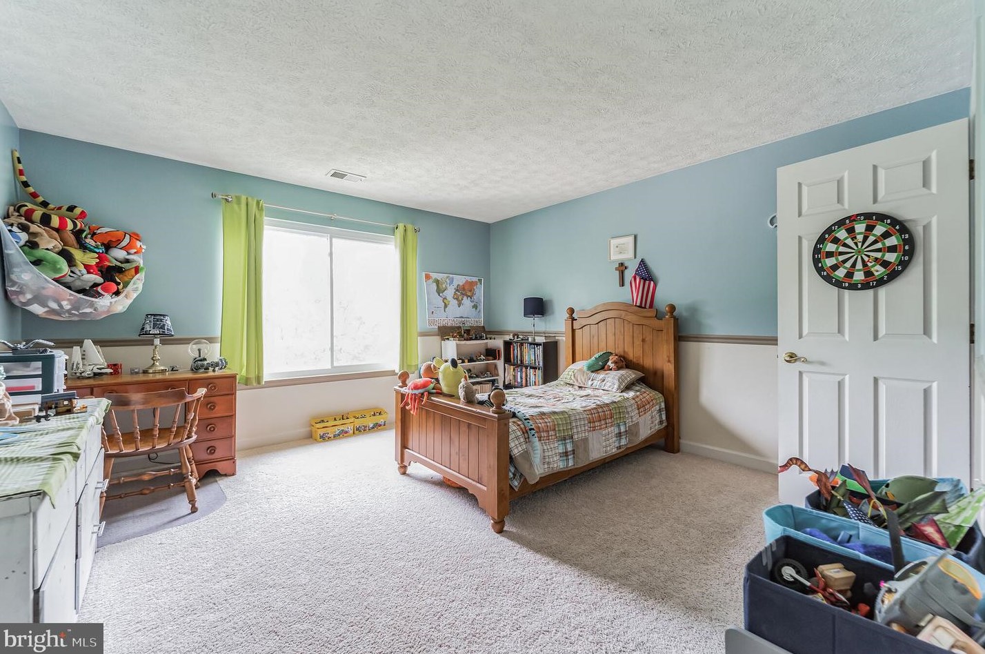 6325 Hanover Crossing Way, Baltimore MD  21076-2007 exterior