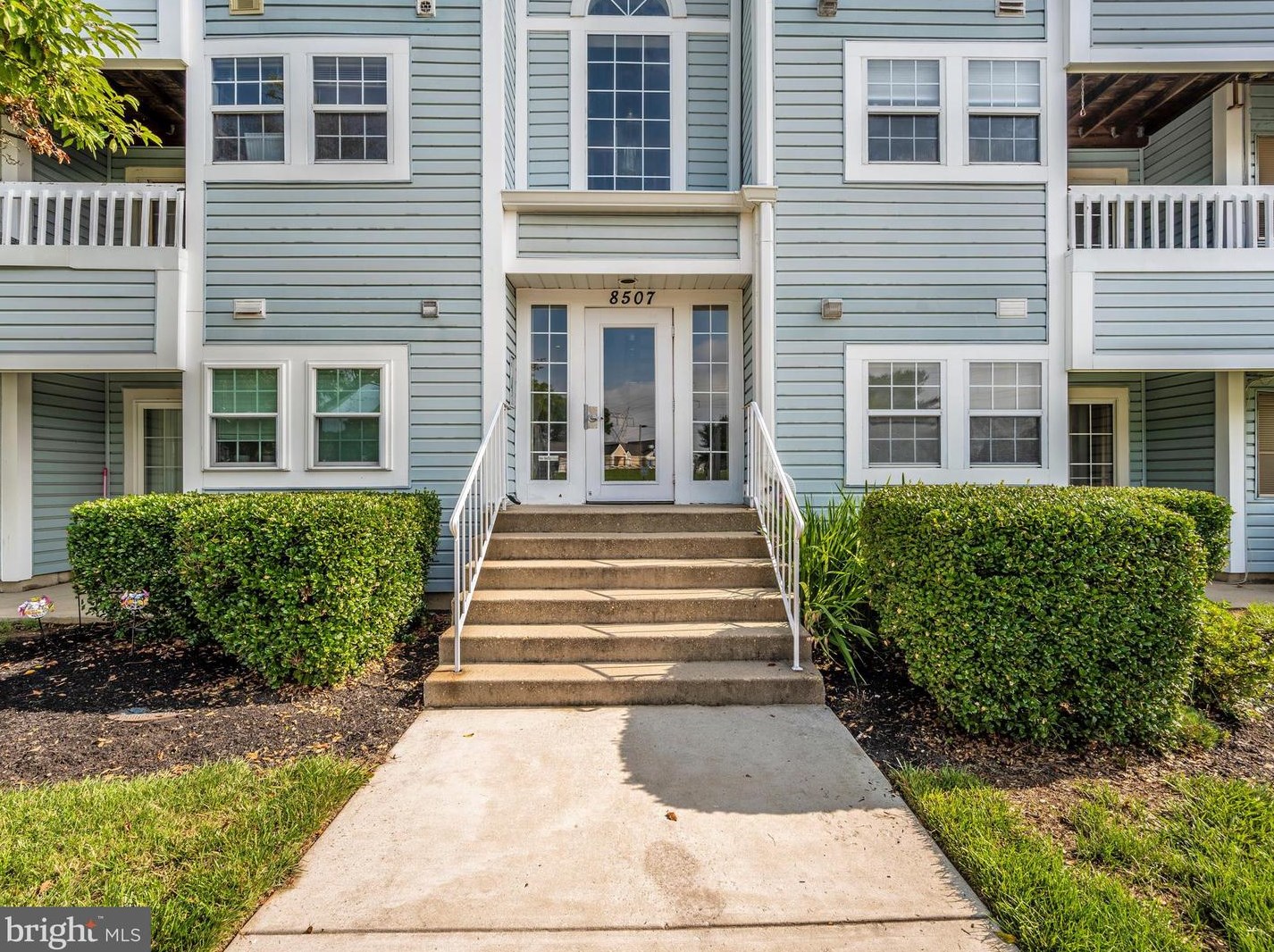 8507 Falls Run Rd, Ellicott, MD 21043-7309