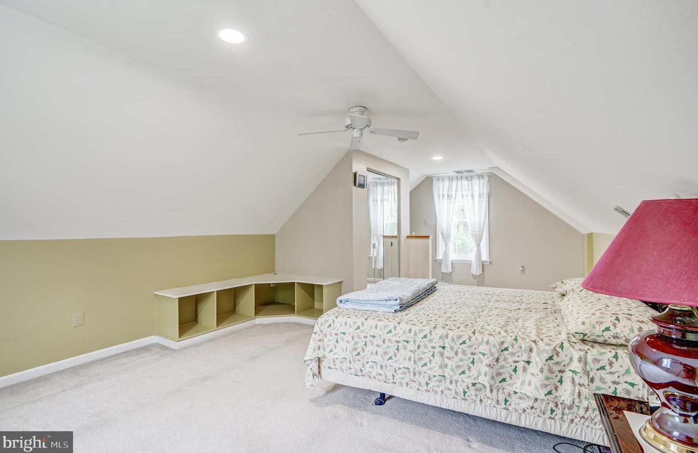 6104 Hunt Club Rd, Baltimore MD  21075-5518 exterior