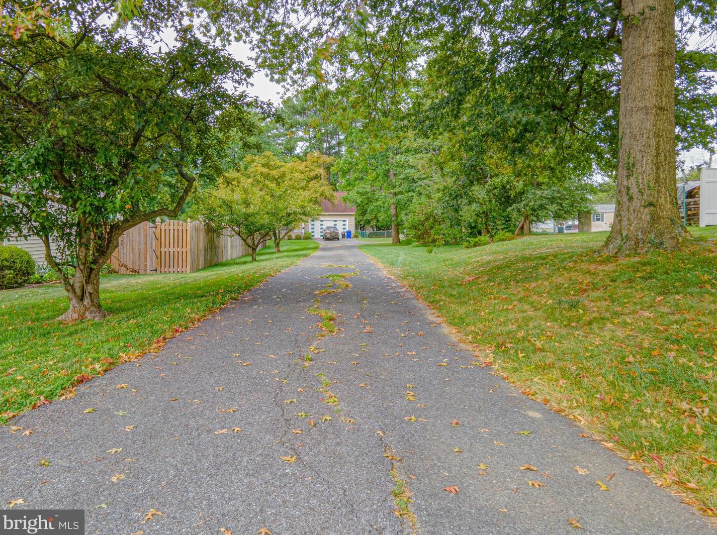 6104 Hunt Club Rd, Baltimore MD  21075-5518 exterior