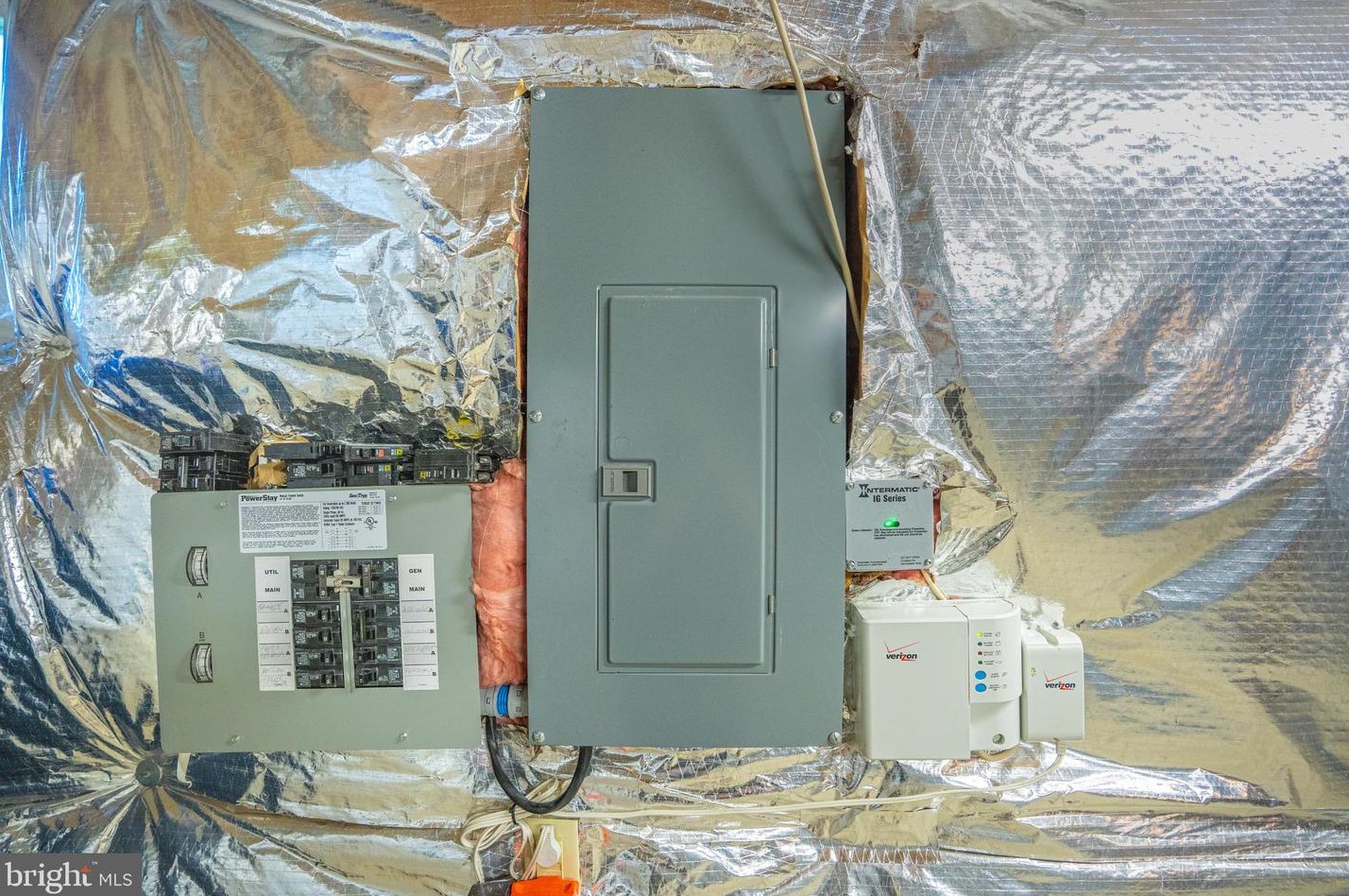 6104 Hunt Club Rd, Baltimore MD  21075-5518 exterior