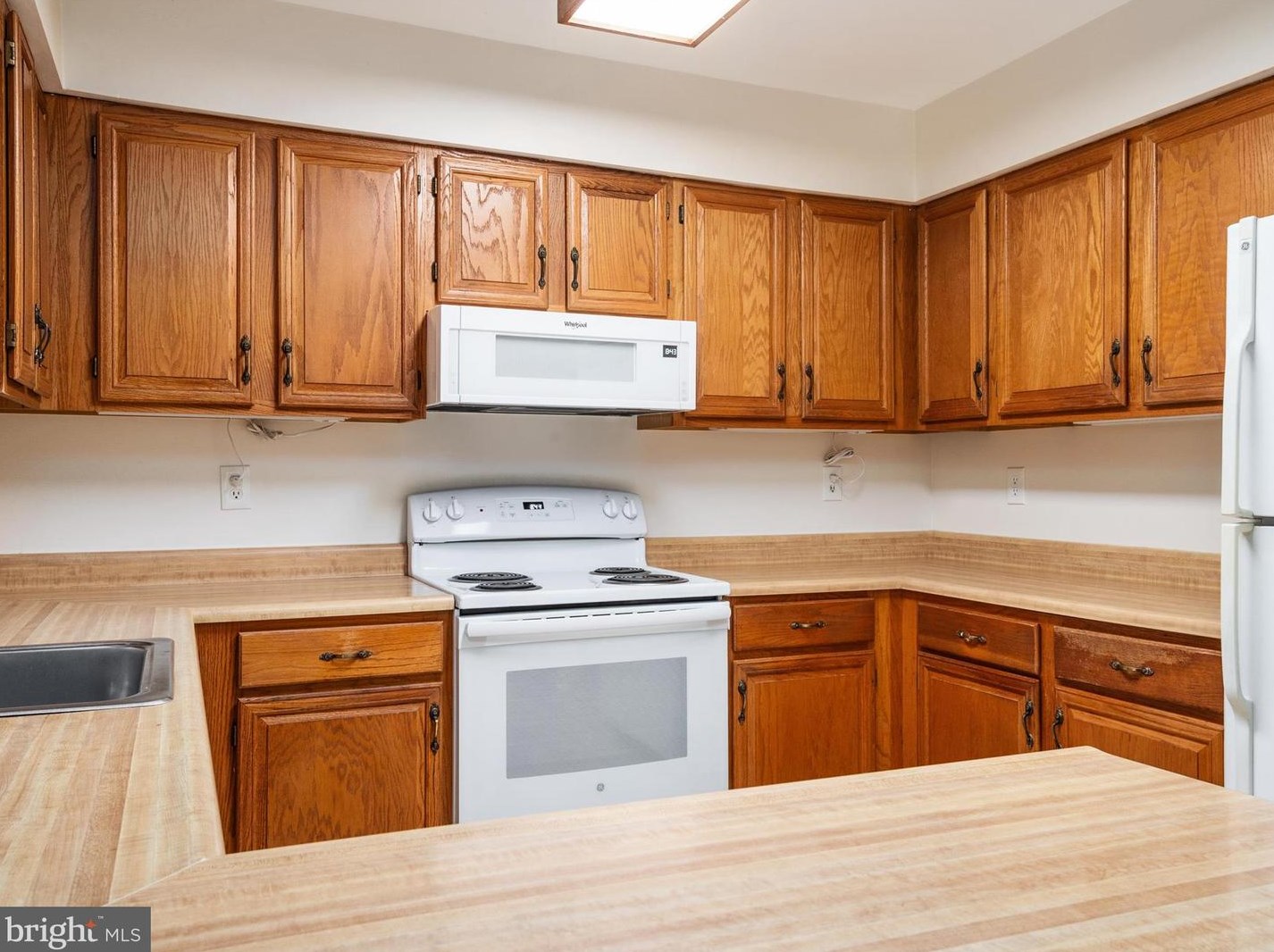 3709 Dorsey Search Cir, Ellicott MD 21042-3753 exterior