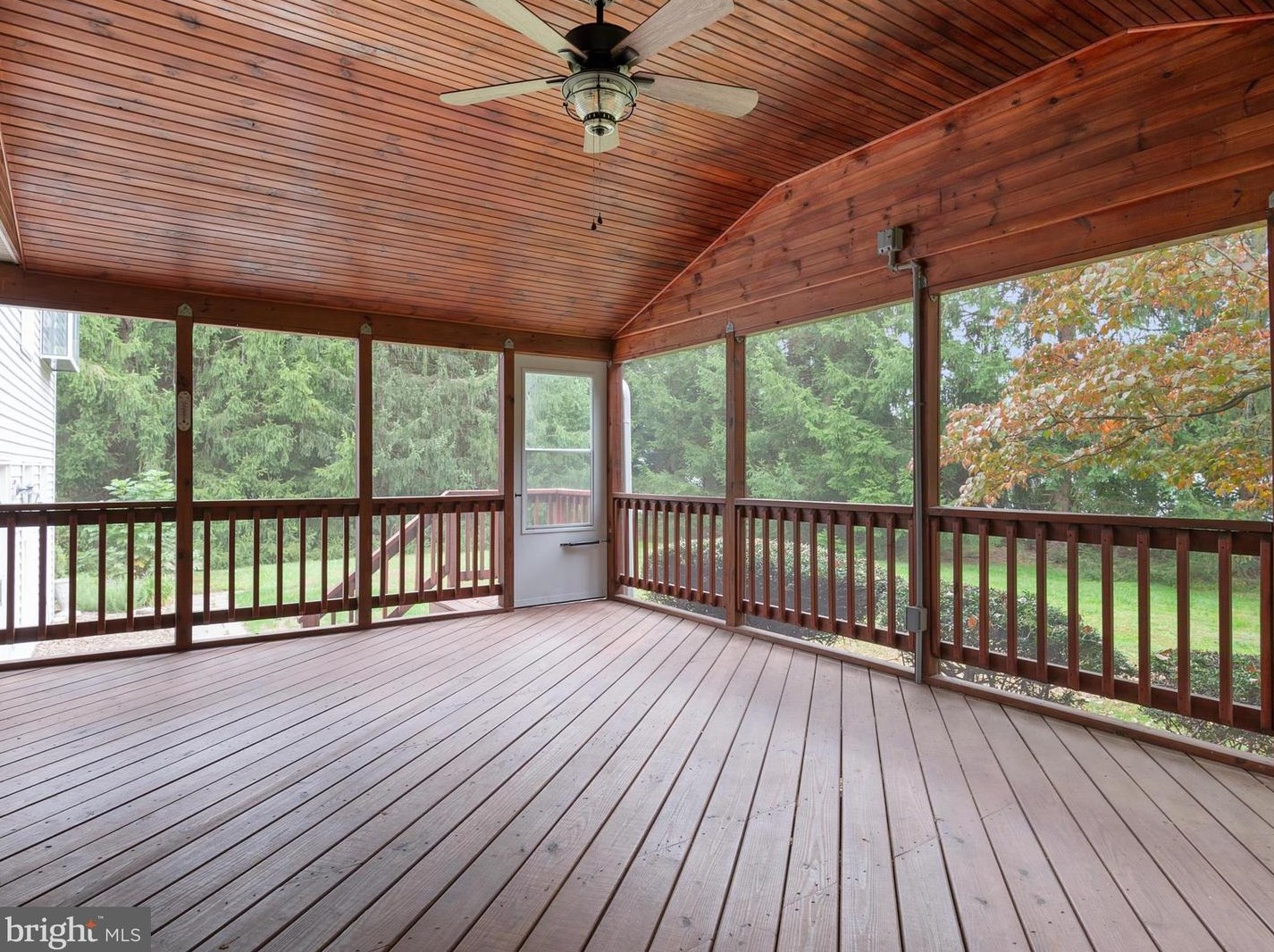 3709 Dorsey Search Cir, Ellicott MD 21042-3753 exterior