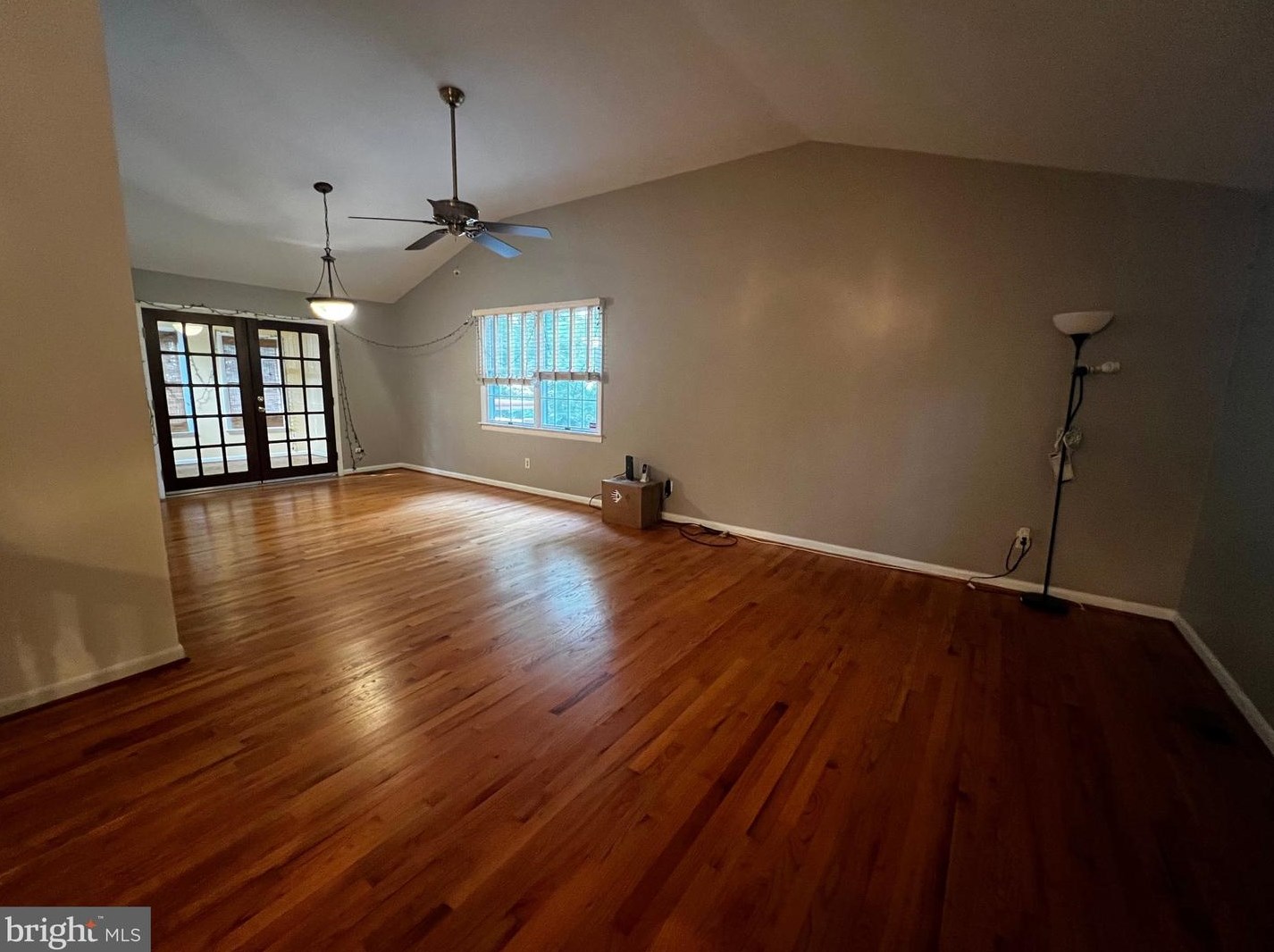 9928 Carillon Dr, Ellicott MD  21042-6261 exterior