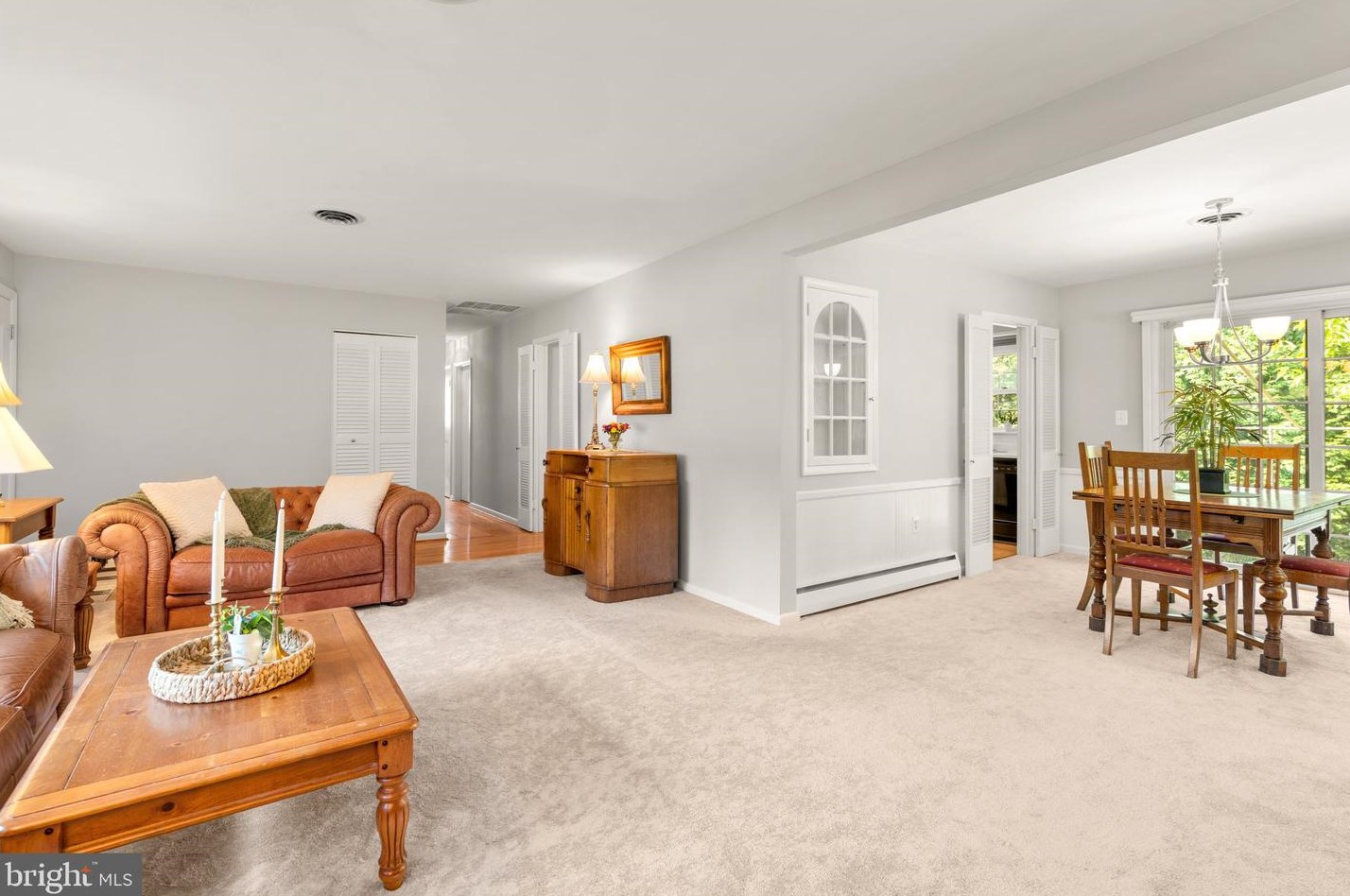 9001 Overhill Dr, Ellicott MD 21042-5221 exterior