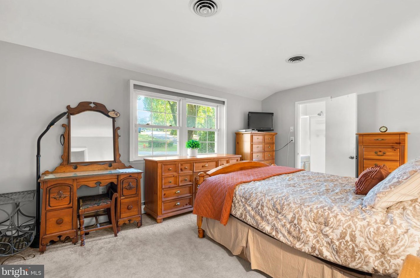 9001 Overhill Dr, Ellicott MD 21042-5221 exterior