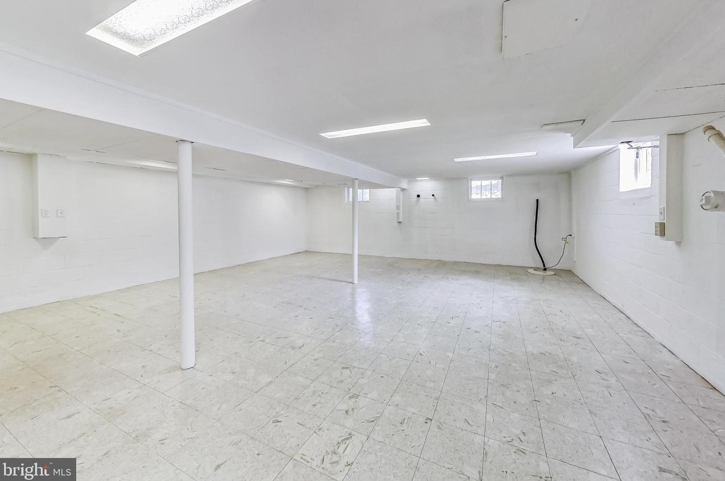 5013 Worthington Way, Ellicott MD 21043-6747 exterior