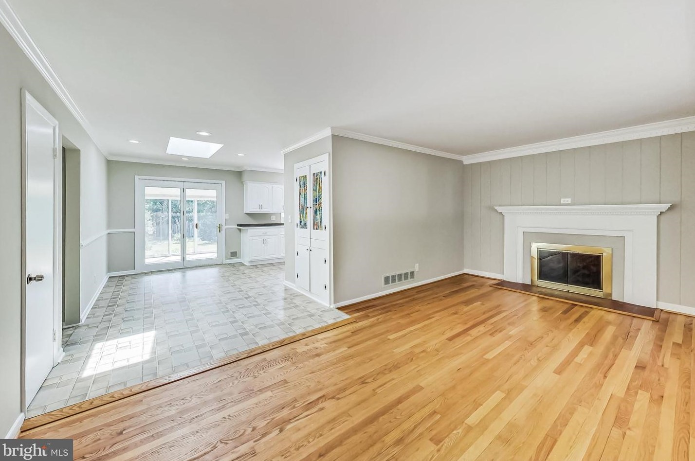 5013 Worthington Way, Ellicott MD 21043-6747 exterior