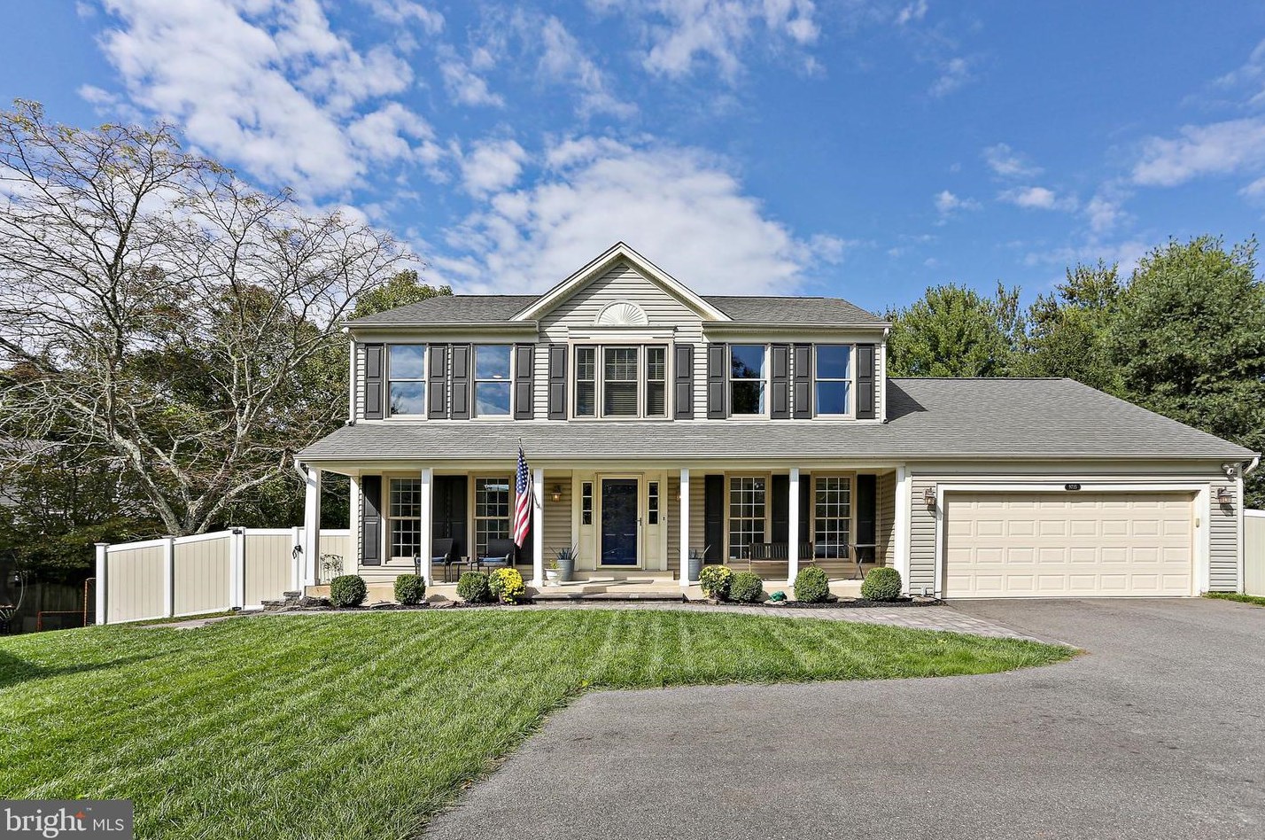 9715 Bridgewater Ct, Ellicott, MD 21042-1785