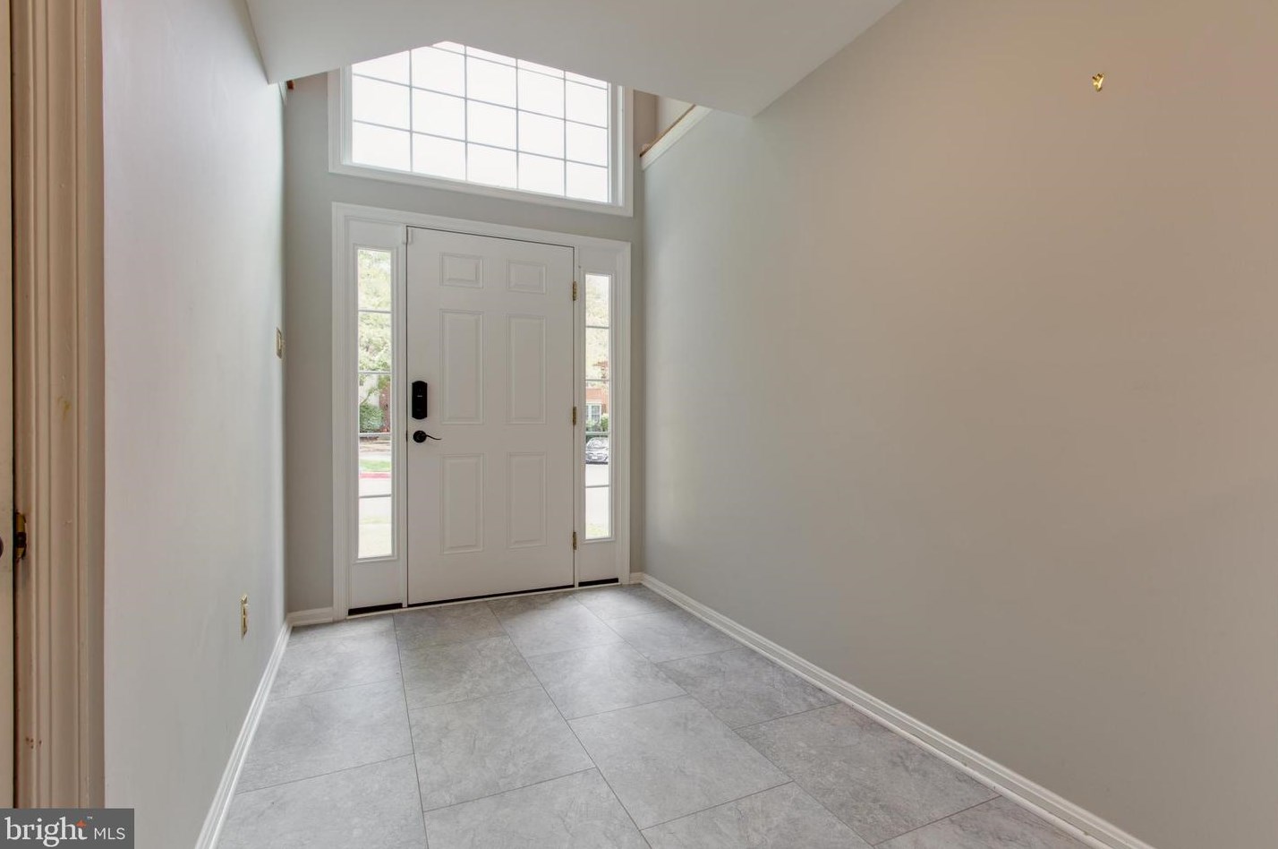 6213 Stratford Ct, Baltimore MD  21075-5942 exterior