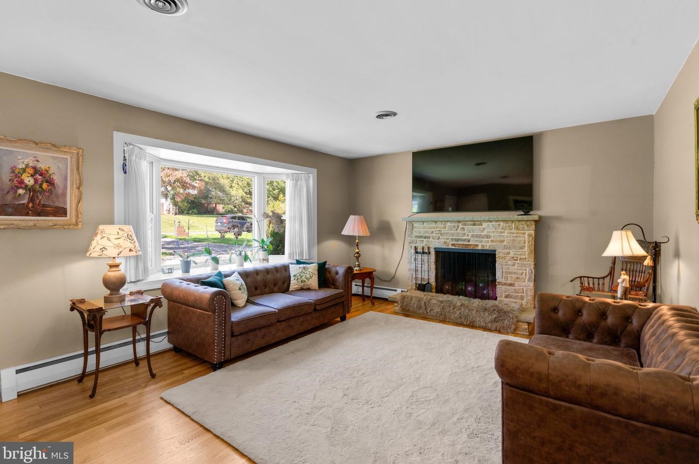 2605 Liter Dr, Ellicott MD  21042-1733 exterior