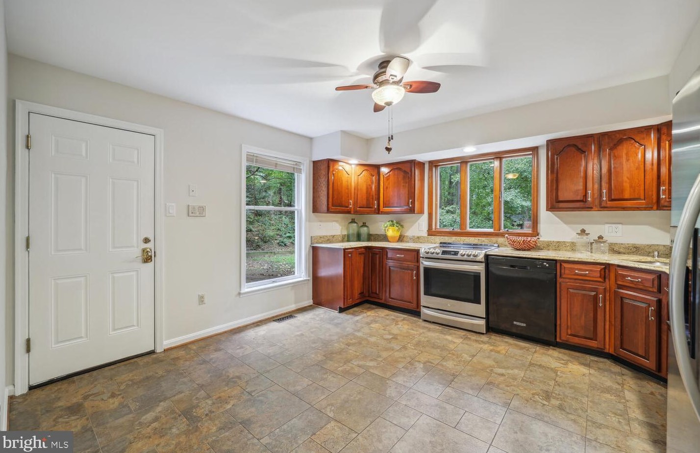 2425 Wood Stream Ct, Ellicott MD exterior