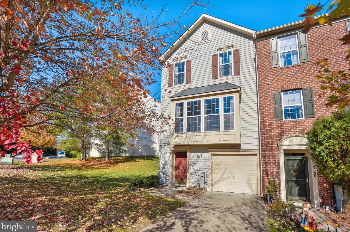 8808 Papillon Dr, Ellicott MD  21043-4000 exterior