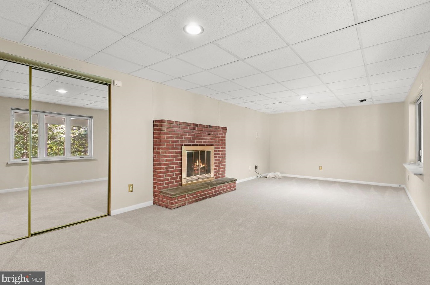 9921 Carrigan Dr, Ellicott MD 21042-3644 exterior