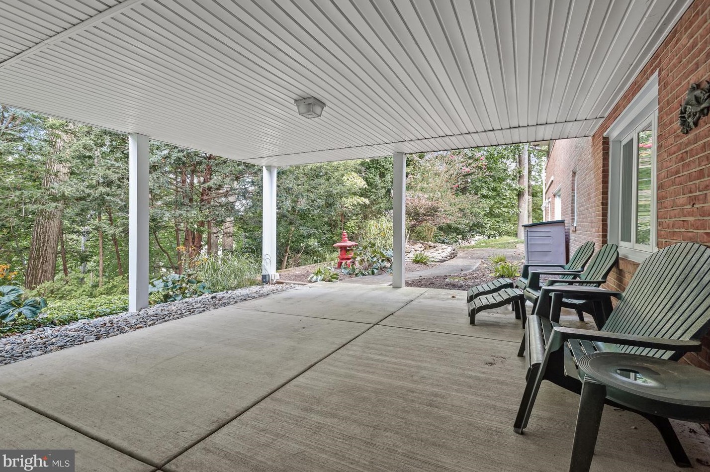 9921 Carrigan Dr, Ellicott MD 21042-3644 exterior