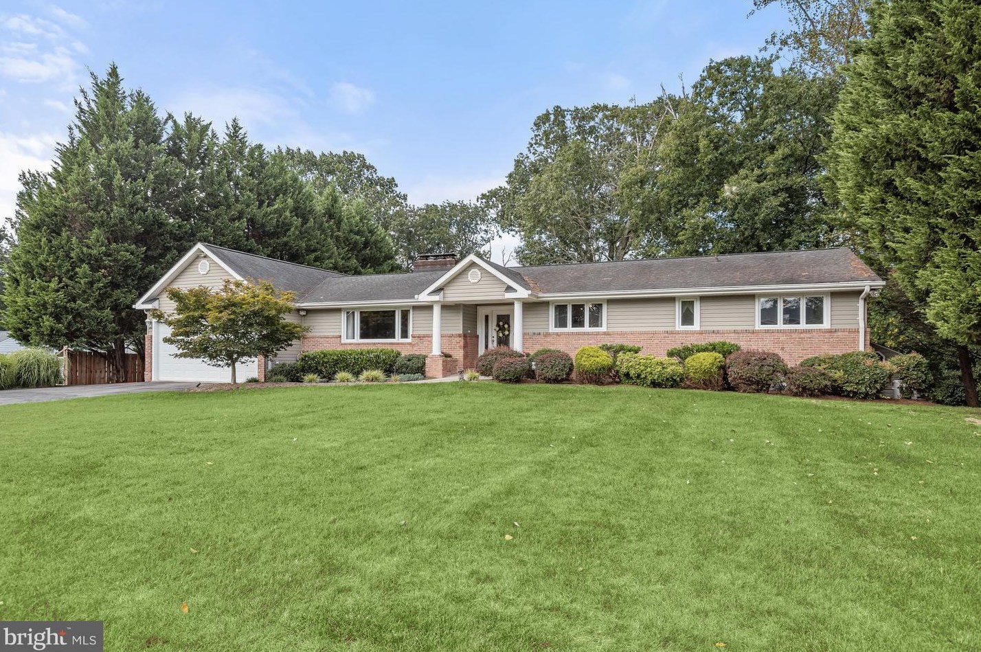 9921 Carrigan Dr, Ellicott MD 21042-3644 exterior