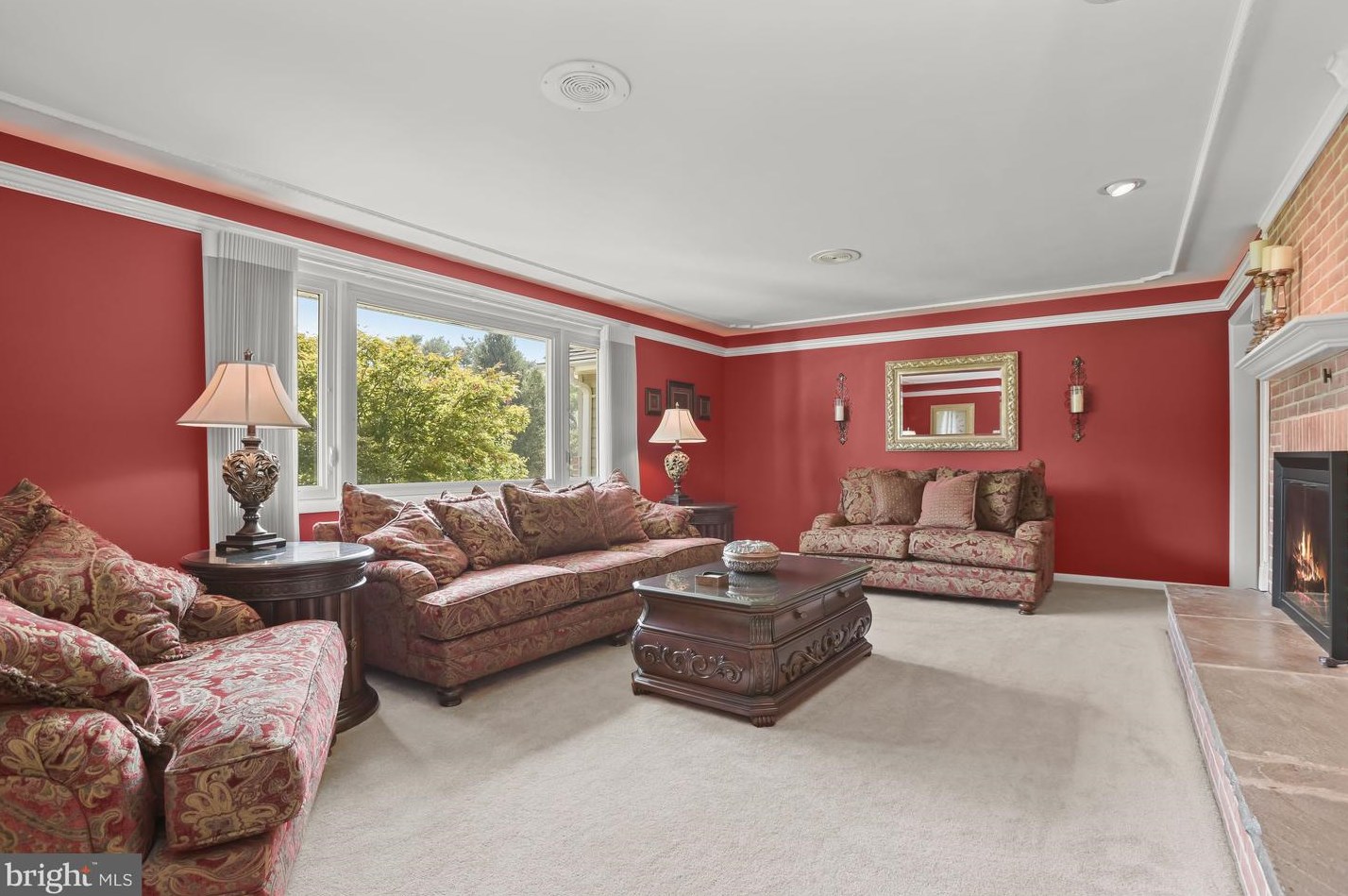 9921 Carrigan Dr, Ellicott MD 21042-3644 exterior