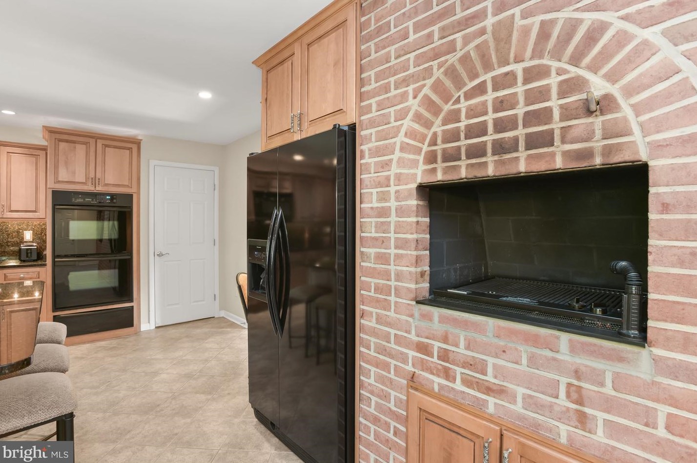 9921 Carrigan Dr, Ellicott MD 21042-3644 exterior