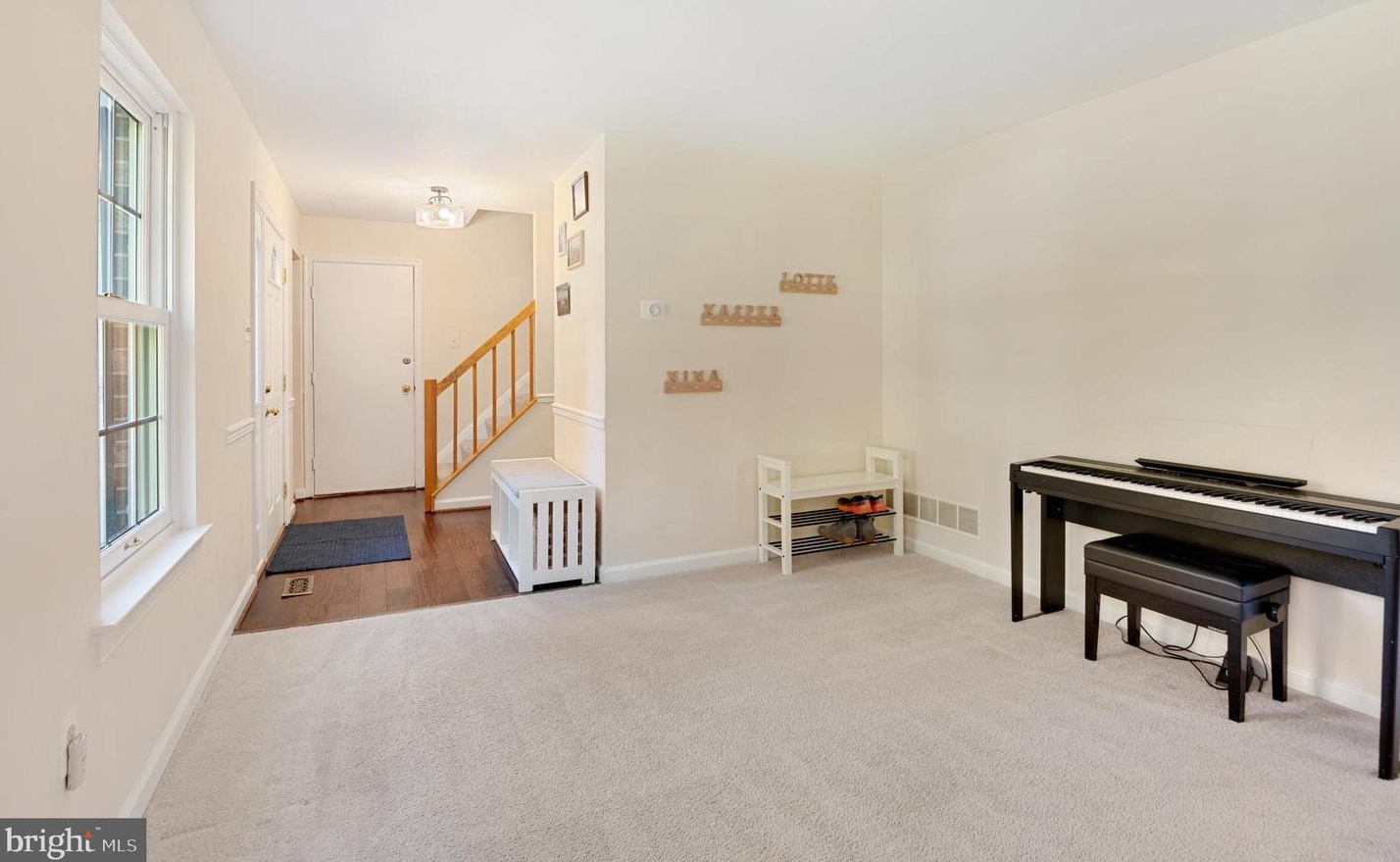 3898 White Rose Way, Ellicott MD  21042-5826 exterior