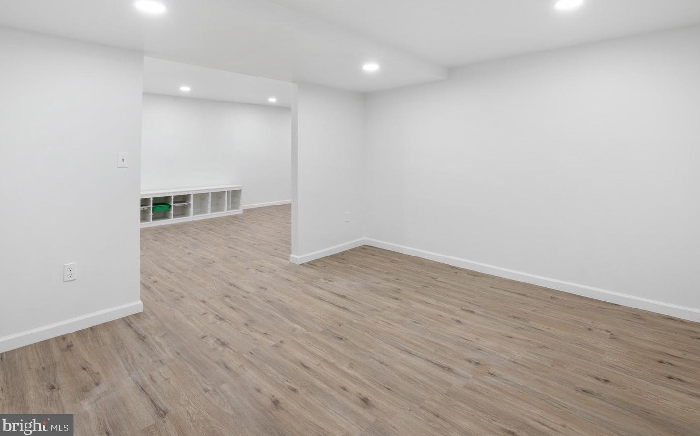 3898 White Rose Way, Ellicott MD  21042-5826 exterior