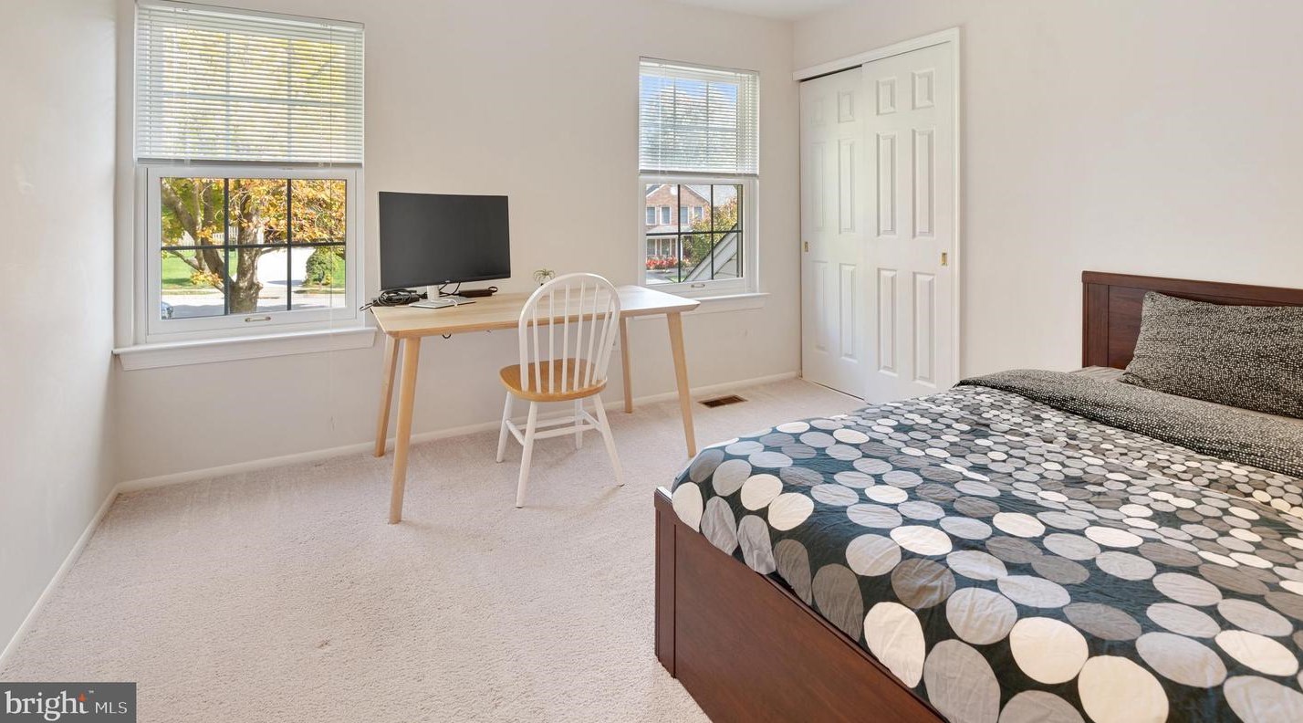 3898 White Rose Way, Ellicott MD  21042-5826 exterior