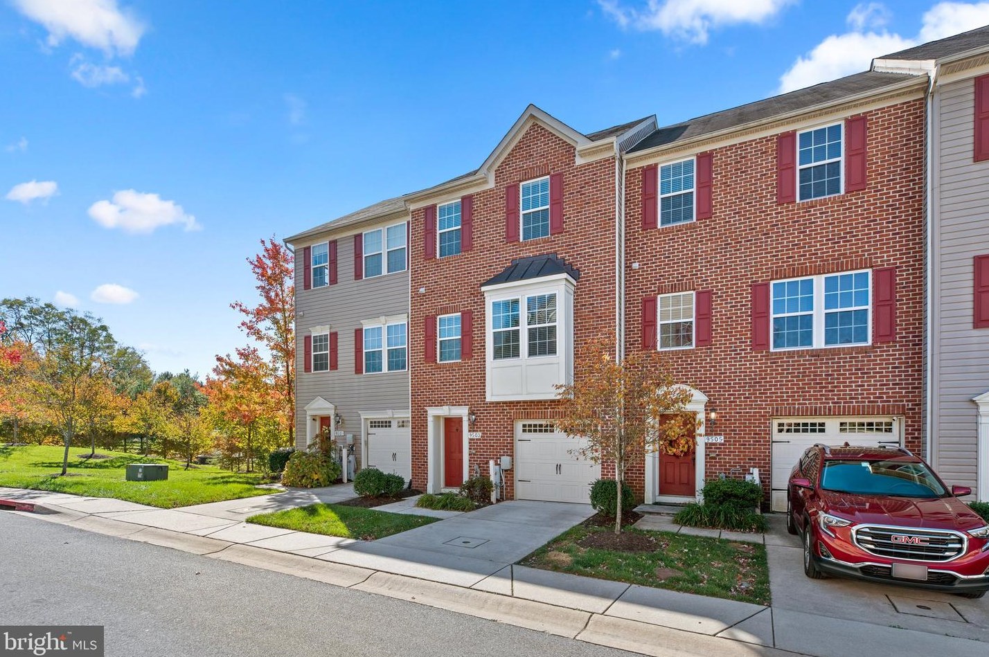 9503 Liverpool Ln, Ellicott, MD 21042-6294